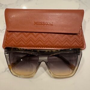Missoni Gradient Sunglasses with Tan Zigzag Case